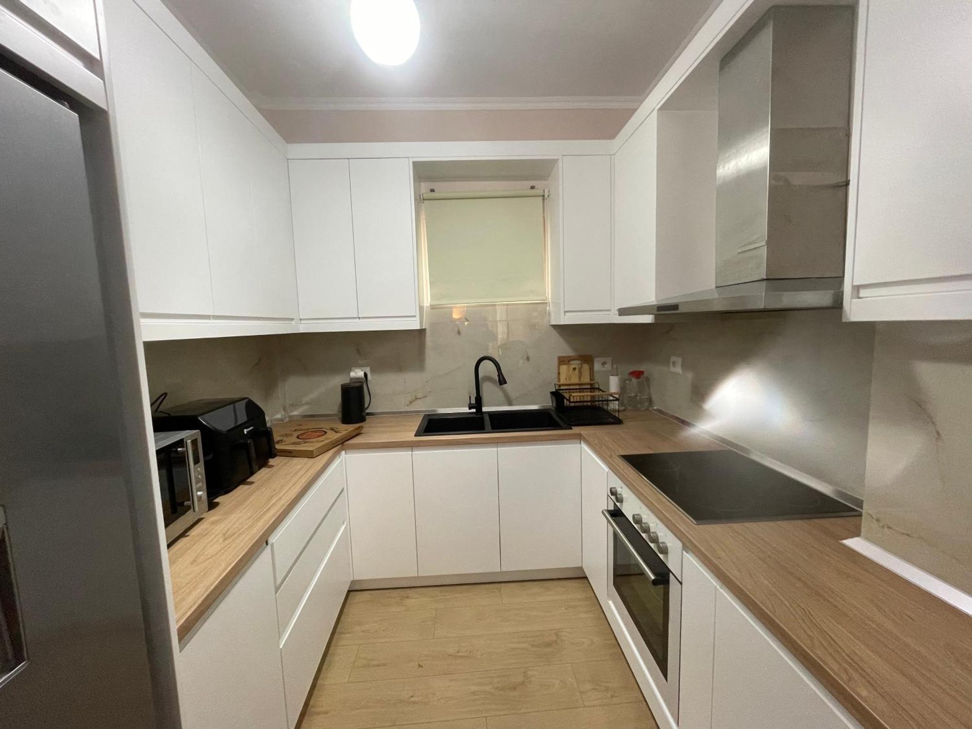 Sarsed Home, Sarande Luaran gambar